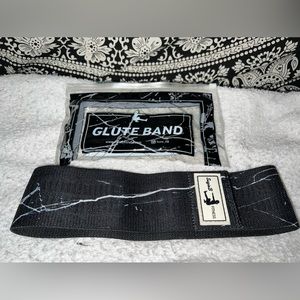 NEW SuzieB Fitness Black Marble Glute Band Medium-Heavy
